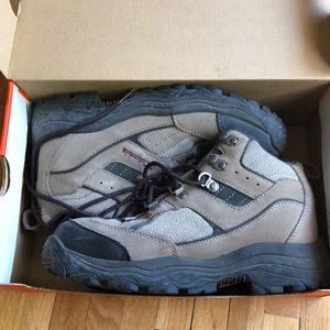 Columbia hiking boots